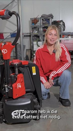 EP F4 Pallettruck X Cleo | Shorts