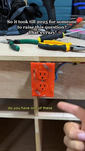 Today we’re fixing that pain of a loose outlet you’ve got in your house.#tiktok #tiktokshop #fyp #hometools #toolstoday #electricianspliers #pliers #homegoods #gift #tool | Fixlt.Geek