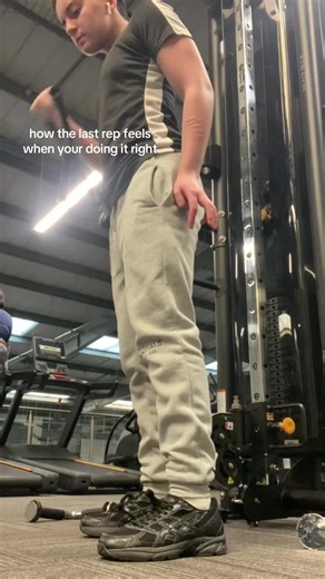 give it all u got😮‍💨#leanmuscle #gymgirl #fitnessjourney