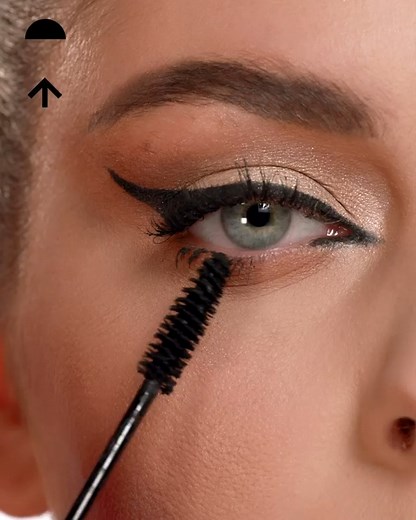 Create Adele's signature makeup look with this tutorial! | Claudia Rodriguez