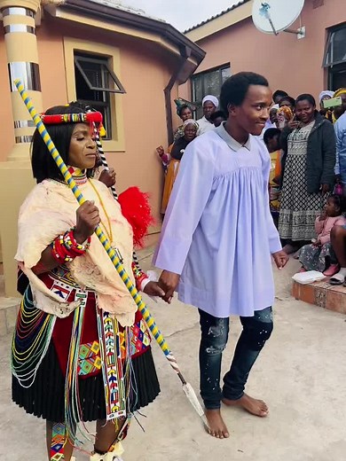 Umemulo Ceremony with Cc Nomusa Shembe - Traditional Dance and Festive Attire