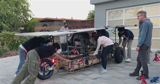 Palo Alto HS students take on Solar Car Challenge, building vehicle from scratch for 1,400-mile race