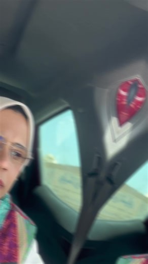 اللي بيشرب شاي بلبن وهو بيكود، واللي بيحلم بـ Observables وهي بتجري في المنام… جه وقت تحقق الحلم! نزلت بلاي ليست RxJS جديدة للي عايز يفهم يعني إيه stream، وليه الـ pipe مش بس للسباكة! سواء لسه بتبدأ أو بتدور على الطريقة الصح تقول فيها