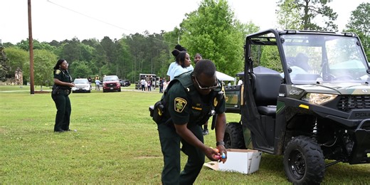 Dougherty County police host Easter egg hunt at Radium Springs Gardens