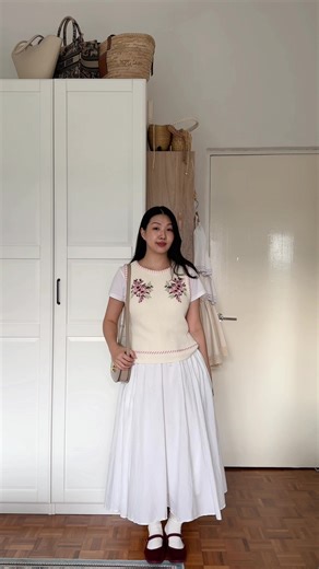 Borrowing from grandma 💁🏻‍♀️ Clara Vest / @Oak Meadow Poet Skirt / @Something To Hold