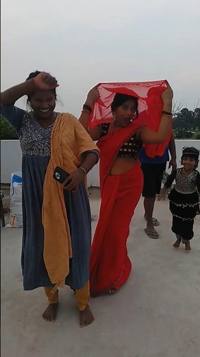 Introducing the "VitaWear SmartBand," a next-generation wearable gadget🎉 that