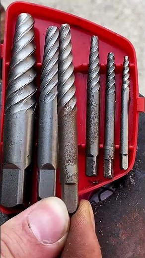 screw extractors bolt extractors or easy-outs, designed removing broken or damaged screws and bolts