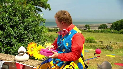 Something Special - S6E09. Village Fete