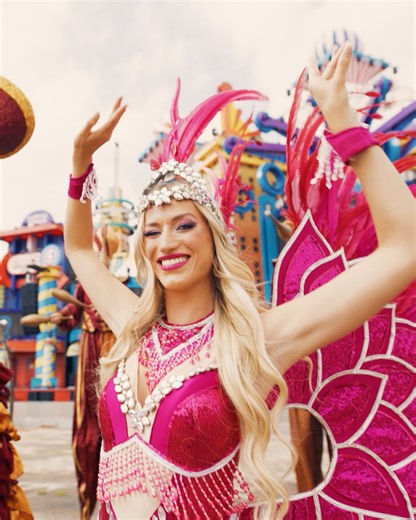 Friday’s already a smash hit—feel-good vibes, top-tier artists, and an epic kickoff to the whole weekend! Intents Festival - Capital of Craziness | Intents Festival