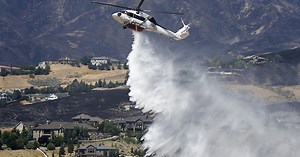 Fast-growing fire near Wenatchee threatens homes, prompts evacuations