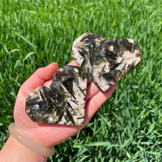 Natural Phlogopite Heart Carving,reiki Healing Gemstone,crystal Gift,home Decor 1pc - Etsy
