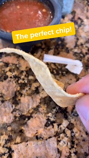 There’s nothing better than finding that perfect chip 👌🏼♥️ #food #foodie #foodlover #tiktokfood #tiktokfoodie #fyp #foryoupage #foryou #chips