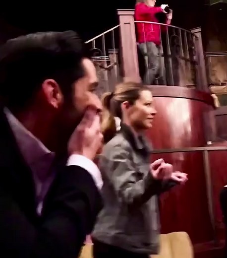 #laurengerman and #tomellis being literally the cutest nerds #lucifer #deckerstar #foryou #foryoupage #fyp #fy #lucifercast #chloedecker