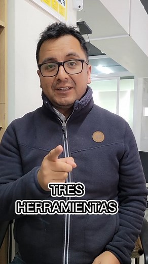 1.1K views · 47 reactions | Tres herramientas que todo especialista GIS debe conocer. . . Cómo cortar Shapefile en ArcGIS - Buffer en ArcGIS - Cortar raster en ArcGIS. . . . #HELPGIS #ARCGIS #QGIS3 #GIS #ARCGISPRO | Help GIS | Facebook