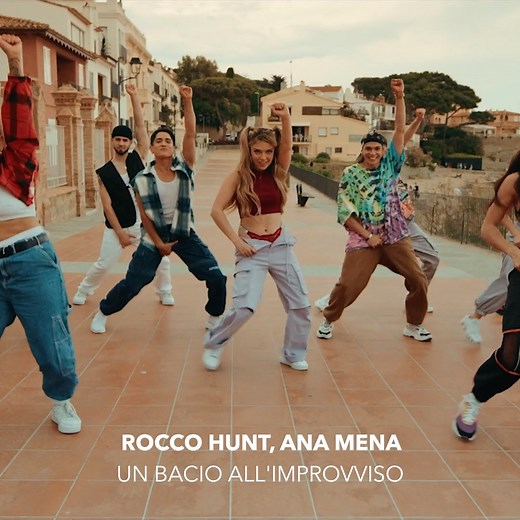 Accoppiata che vince non si cambia: Rocco Hunt e Ana Mena tornano insieme per una nuova canzone dell'estate! Ecco il video ufficiale di "Un bacio all'improvviso" 💋▶️ https://www.youtube.com/watch?v=FIfhgM_Uok8 | Vevo