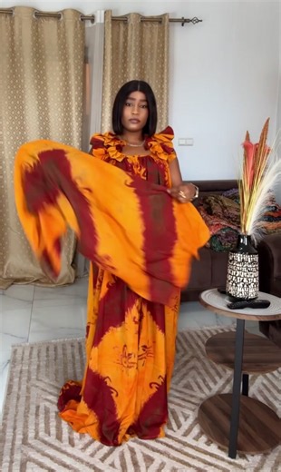 Nouveau modèle de robe qui se porte de 2 façons disponibles au 778442424/ 772191717 #chic #senegalaise_tik_tok #robes #mode #tendance