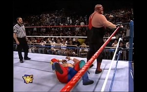 【名场面】Vader第一次在WWE使用月面宙返（超重量级月面宙返！）_哔哩哔哩_bilibili