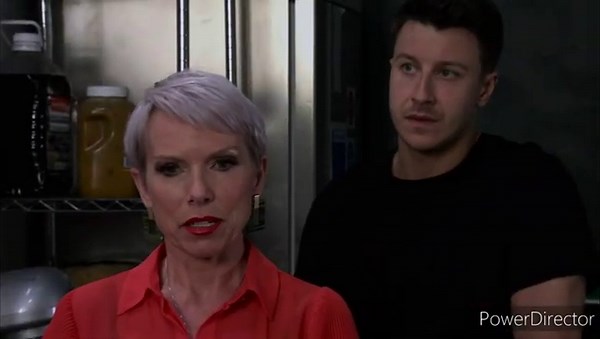 Debbie makes a life-changing decision to save herself in Coronation Street