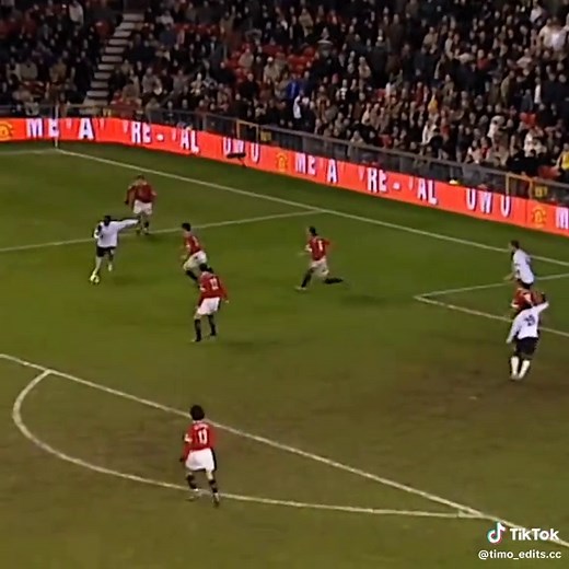 Jay Jay Okocha's Incredible Football Skills