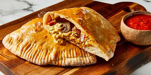 Stromboli vs. Calzone: What's the Difference?