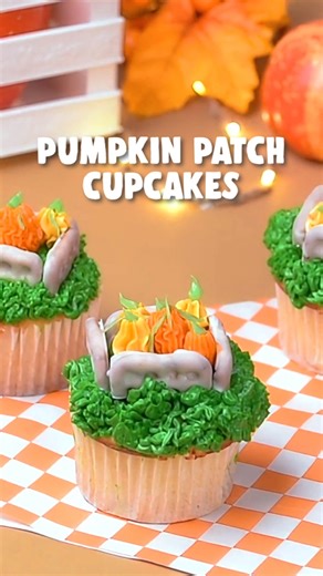 727K views · 4.6K reactions | Fall in love with autumn with these cupcakes! 療 | So Yummy | Facebook