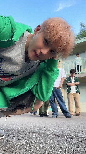 걸음걸이 고장 나 버린 듯이 𝑾𝒂𝒍𝒌 #NCT127 #WALK #NCT127_WALK #삐그덕 #NCT127_삐그덕 #NCT127_삐그덕_Walk #NewMusic