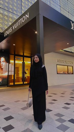 Modest Fashion Inspiration: Everyday Style Showcase