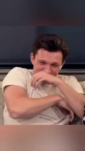 try not to laugh challenge . . . #funnyvideo #tomholland #veryfunny #reactionvideo #fyp