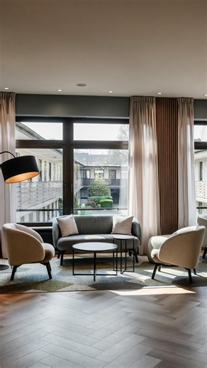 Hamburg entdecken und dabei richtig gut schlafen? 🌇 Im Best Western Hotel Hamburg International bekommst du beides: City-Vibes und Hotelkomfort, der dich nach dem Sightseeing nicht im Stich lässt. 😴😉 Nur 8 Minuten mit der U-Bahn bis zur Innenstadt - und trotzdem ruhig genug, um den Trubel hinter dir zu lassen. Ob Elbphilharmonie, Speicherstadt oder Weihnachtsmarkt: Hamburg zeigt sich auch im Winter von seiner schönsten Seite. 👉🏼 Was ist dein Hamburg-Must-See im Winter? #bestwesterncentraleu