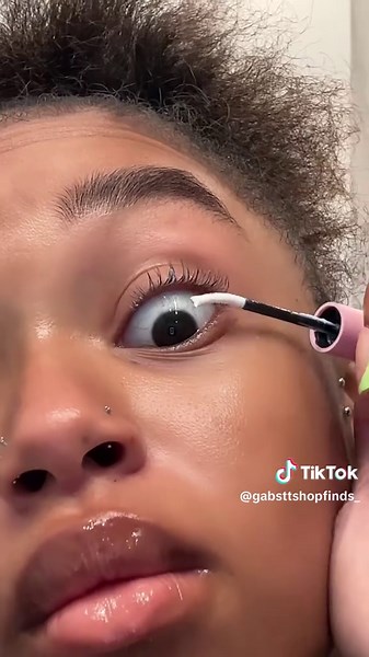 gabrielle 🥥 (@gabsttshopfinds_)’s video of Bottom Lashes Extensions