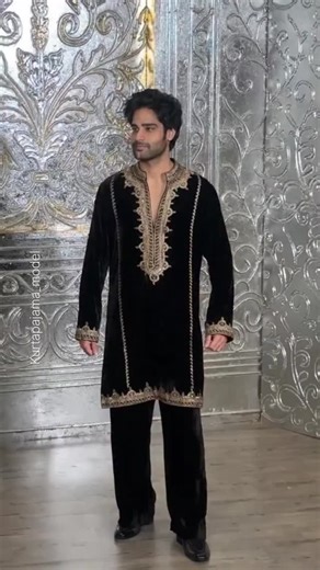 Kurta Pajama Model™200k | Ethnic Men's Wear on Instagram: "Celebrity Style Designer Outfits inspiration for this festive and wedding season Customised More Colours available 🔥 . . Order on WhatsApp/Call 9639325737 . . . . . Get Your Dream Stylish Customise designer Celebrity Stylish outfit available 🔥 . . . . . . #nmbespokedesign #u3designs #custommade #exclusivedesign #summerclothing #summercollection #weddingday #kurtapajama❤️ #kurtapajamaswag #festivkurtaset #navratispecial #d