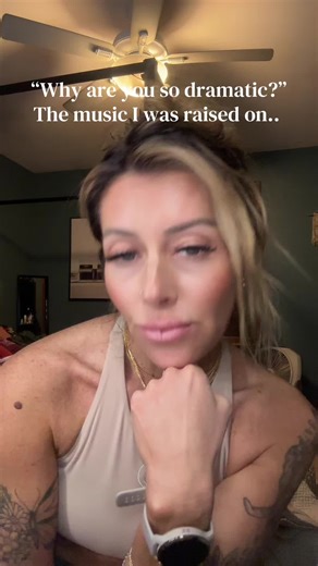 The Influence of 90s Music on Dramatic Expressions