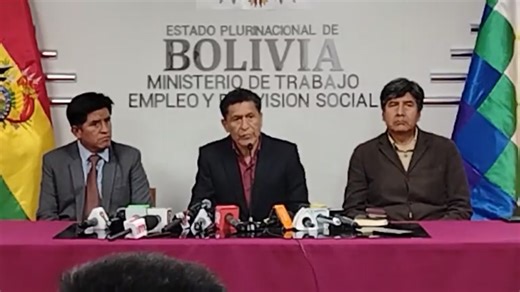 #NACIONAL 🔴 Se amplía el feriado hasta el 2 de enero y mantiene el del 22 por el Día del Estado Plurinacional. Los dos feriados incluyen suspensión de actividades laborales. El 2 de enero es excepcional; el 22, se mantiene por ley. La medida busca reactivar el turismo interno. En conferencia de prensa, el ministro de Trabajo, Édgar Morales, anunció el Feriado Nacional excepcional del 2 de enero de 2026, como una medida para fomentar el turismo y reactivar la economía. Además, confirmó que el fe