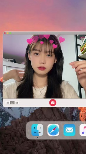 Creative Hand Gestures in Video Call Performance