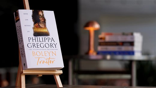 Phillipa Gregory is a master at breathing new life into history’s iconic women figures and her new book, 'Boleyn Traitor', is equally thrilling and passionate. A must-add to your September reading list; grab your copy from QBD Books here: bit.ly/3KqKvRE ✏️ Philippa Gregory 📔 HarperCollins Books Australia 📍 Hibiscus Bar & Terrace | Weekender