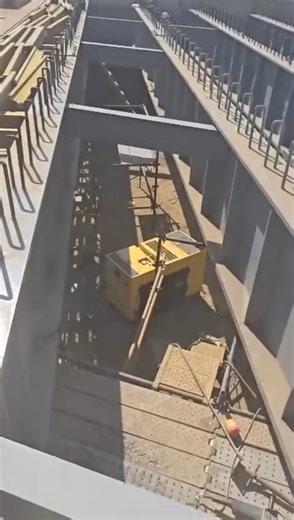 The Harare-Mazowe Road dualisation project is underway! The road is being upgraded to a dual carriageway with 2 nothbound lanes and 2 sounthbound lanes from Nemakonde to Mvurwi Turn Off. Construction is underway on the Gwebi River Bridge which is a key component of the project. Once completed, the dualised road will improve traffic flow and enhance connectivity between Harare and the surrounding regions. The project seeks to meet the growing transportation demands and support the area's economic