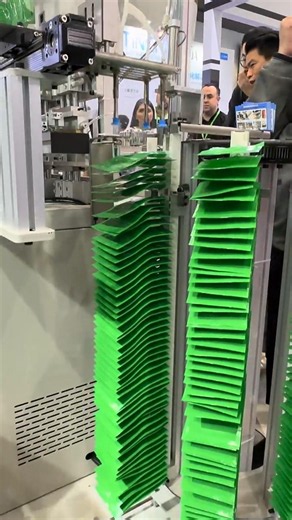 Tetra Pack Cap Making Machine ChinaPlas #Chasing195 #DevenD121D #China