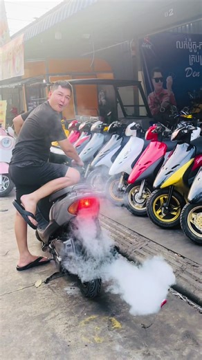 វីដេអូ​របស់ Densony (@den.sony.den.sony) ជាមួយ original sound - Densony