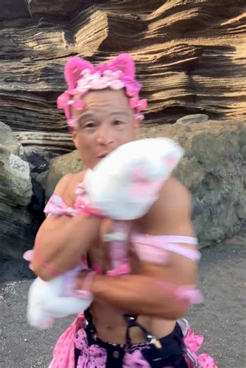 Kawaii Coquette Kitty Arts for a Sweet Ocean Vibe