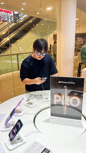 THE NEWEST IPHONE 16 IS FINALLY HERE! iStore is now ready to get the iPhone 16 into your hands! 🤳🏻 Visit any iStore branch for exciting deals and take a closer look at the eye-catching colors and new features of the iPhone 16. ✨ 📍 iStore, Ayala Center Cebu 🕰️ Open during mall hours #iStore #iPhone16 #iPhone16Plus #iPhone16ProMax | Marco Yambao