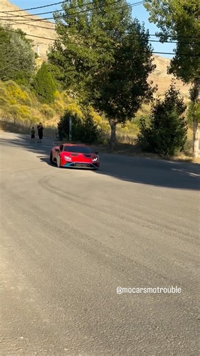 MoCarsMoTrouble on Instagram: "Lambo diff > Rarri diff #lamborghini #hurucan #sto #drift"