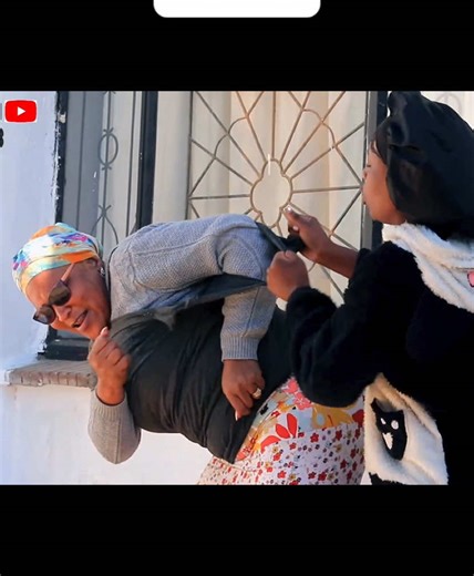 Daughter in-law beat up Her mother in-law💔💔😫🤣 Makoti wa li 2000💔💔 #part8 #tvvenda #mzansitiktok #southafrica #polokwane #lekompo #polokwanetiktok