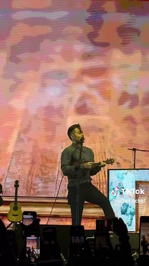 Jose madero - Plural siendo singular #josemadero #sarajevolagira #arenamonterrey