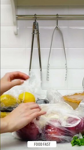 Beeswax food wrap tutorial- Eco friendly food storage idea
