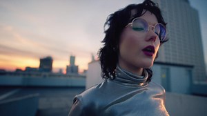 114K views · 32 reactions | W tym sezonie otwórz się na nowe!  Przyjdź do Vision Express i przekonaj się na własne oczy, jak łatwo możesz wyrazić swój styl dzięki modnym okularom.  Nowa kolekcja już czeka w Salonach! | Vision Express | Facebook