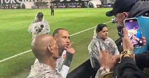 Torcedor que discutiu com Neymar revela ameaças e medo de voltar à Vila