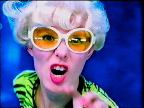 Opening, Interstitials, and Closing to "The Powerpuff Girls: Monkey See, Doggie Do" 2000 VHS