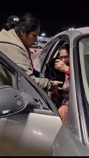 🕯️ Anabelia and her sister are angels 😇 that took Jose back to his family in Mexico this week. They paid for cremation and his service honoring him at the church. I’ll show the below details for those of you that may not remember as he was one of the 2025 Houston Bayou victims. I was given permission to share the video and this is Jose’s sister in Mexico they are handing over his cremated remains. She asked that I play a song 🎵 with video. Jose Angel Lopez — who may have also gone by Joe Rosa