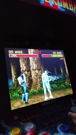 Sub Zero - Ice Grenade - MK2 #fatality #mortalkombat2
