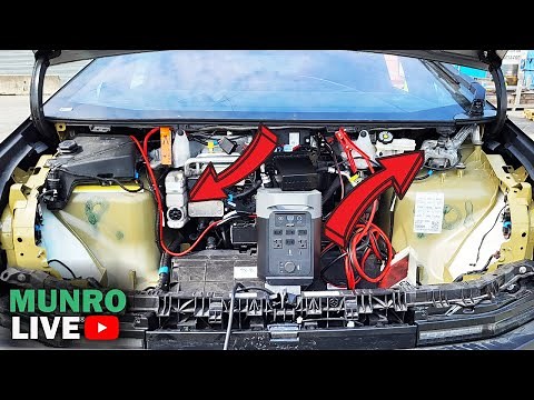 Tesla Cybertruck Dual Motor closeups.